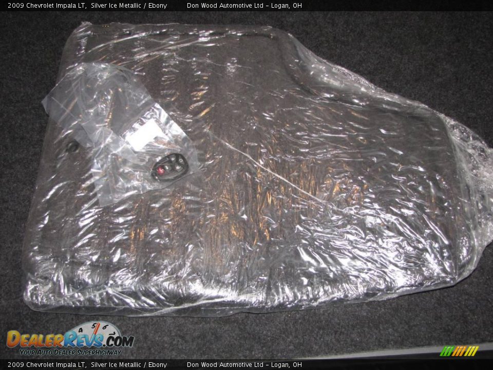 2009 Chevrolet Impala LT Silver Ice Metallic / Ebony Photo #21