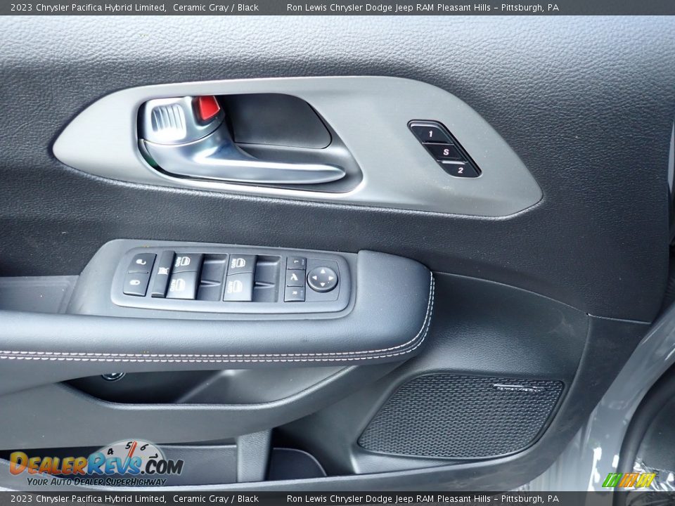 2023 Chrysler Pacifica Hybrid Limited Ceramic Gray / Black Photo #15