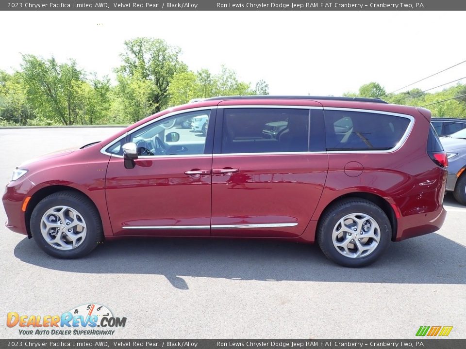 2023 Chrysler Pacifica Limited AWD Velvet Red Pearl / Black/Alloy Photo #2