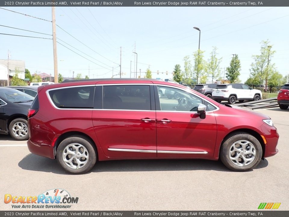 2023 Chrysler Pacifica Limited AWD Velvet Red Pearl / Black/Alloy Photo #6