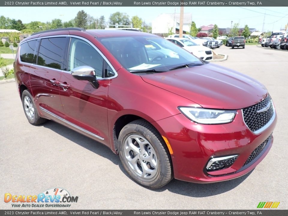 2023 Chrysler Pacifica Limited AWD Velvet Red Pearl / Black/Alloy Photo #7