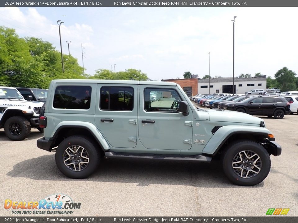 2024 Jeep Wrangler 4-Door Sahara 4x4 Earl / Black Photo #6