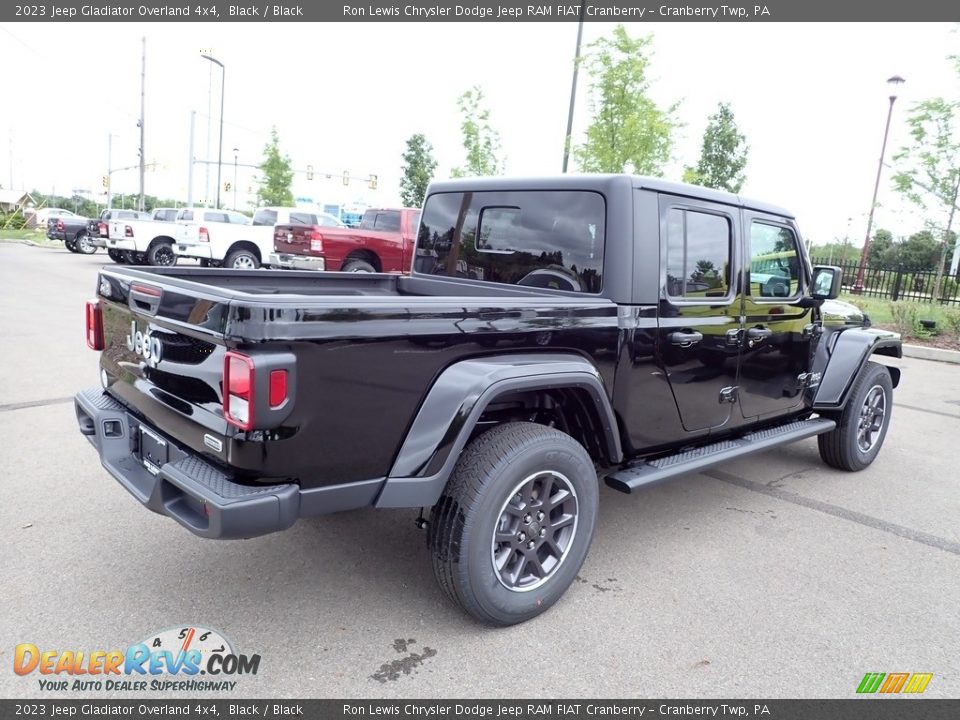 2023 Jeep Gladiator Overland 4x4 Black / Black Photo #5