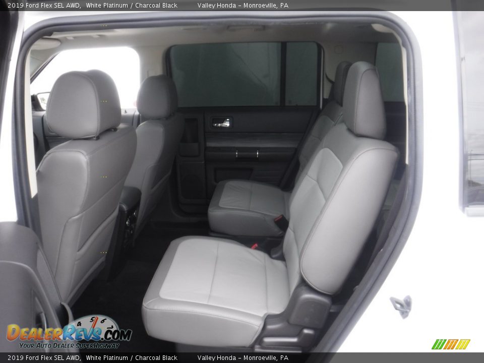 Rear Seat of 2019 Ford Flex SEL AWD Photo #32