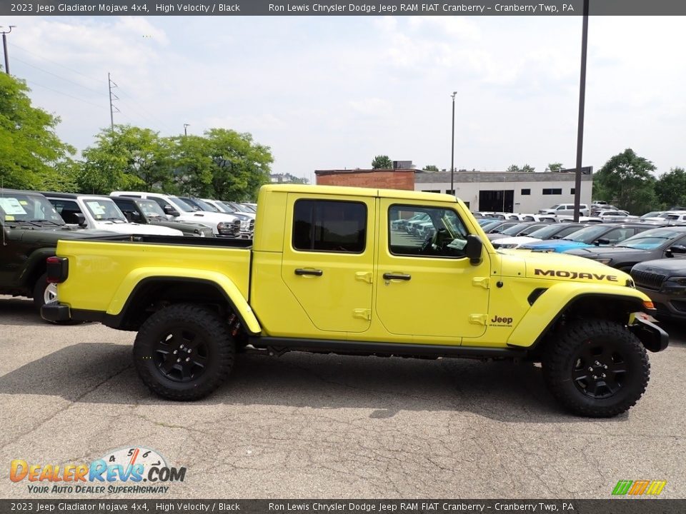 2023 Jeep Gladiator Mojave 4x4 High Velocity / Black Photo #7