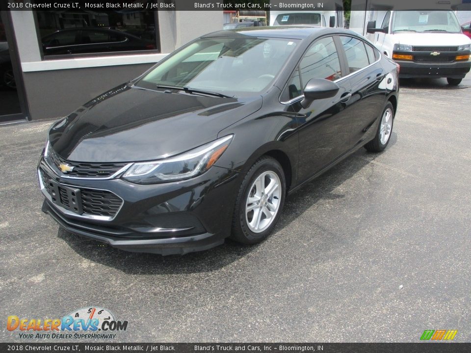 2018 Chevrolet Cruze LT Mosaic Black Metallic / Jet Black Photo #2