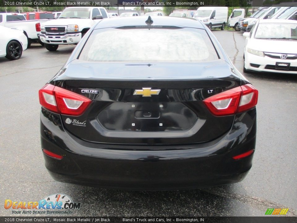 2018 Chevrolet Cruze LT Mosaic Black Metallic / Jet Black Photo #25