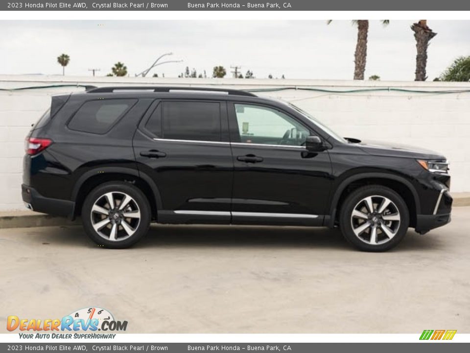 2023 Honda Pilot Elite AWD Crystal Black Pearl / Brown Photo #6