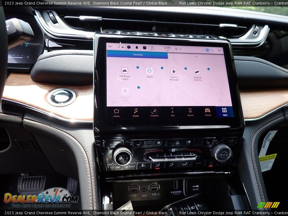 Navigation of 2023 Jeep Grand Cherokee Summit Reserve 4XE Photo #18