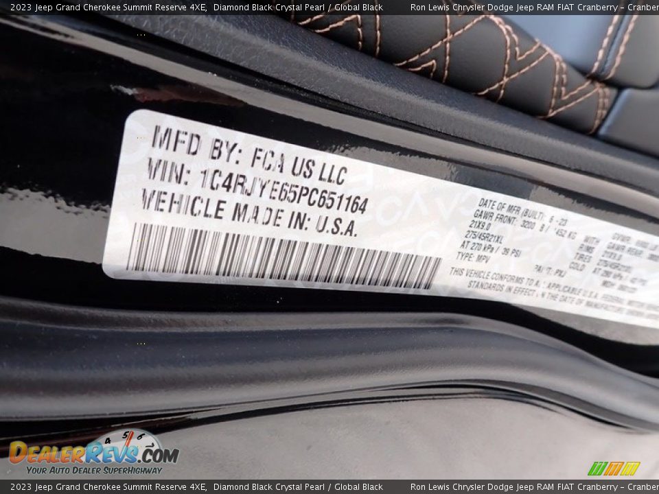 2023 Jeep Grand Cherokee Summit Reserve 4XE Diamond Black Crystal Pearl / Global Black Photo #20