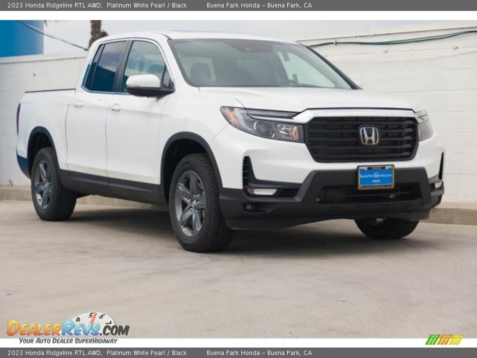 Front 3/4 View of 2023 Honda Ridgeline RTL AWD Photo #1