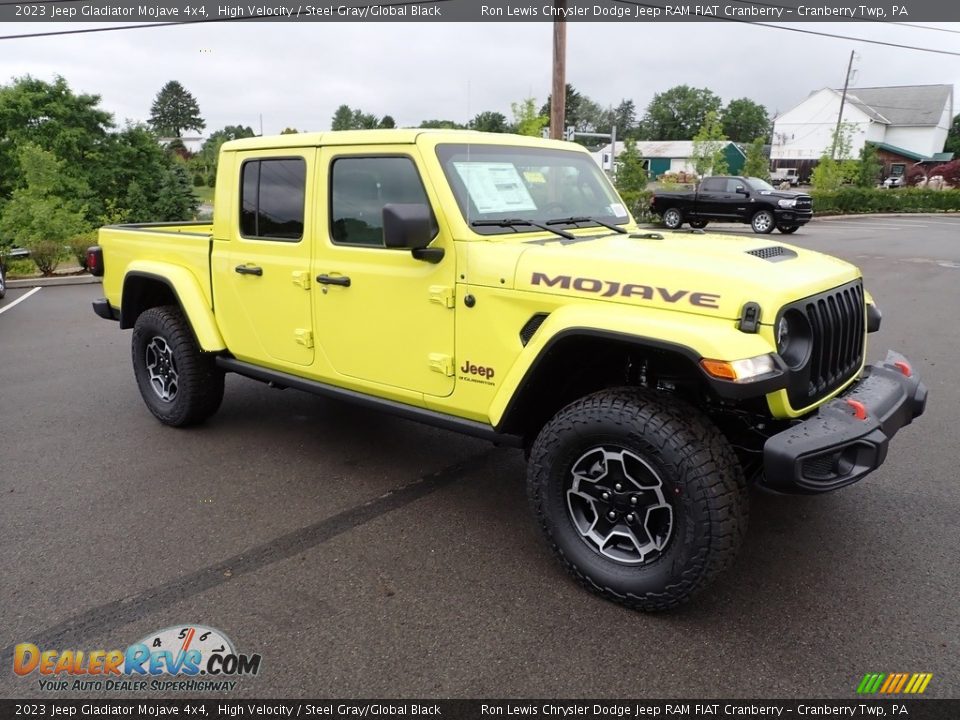 Front 3/4 View of 2023 Jeep Gladiator Mojave 4x4 Photo #7