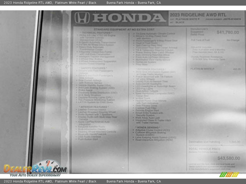 2023 Honda Ridgeline RTL AWD Platinum White Pearl / Black Photo #36