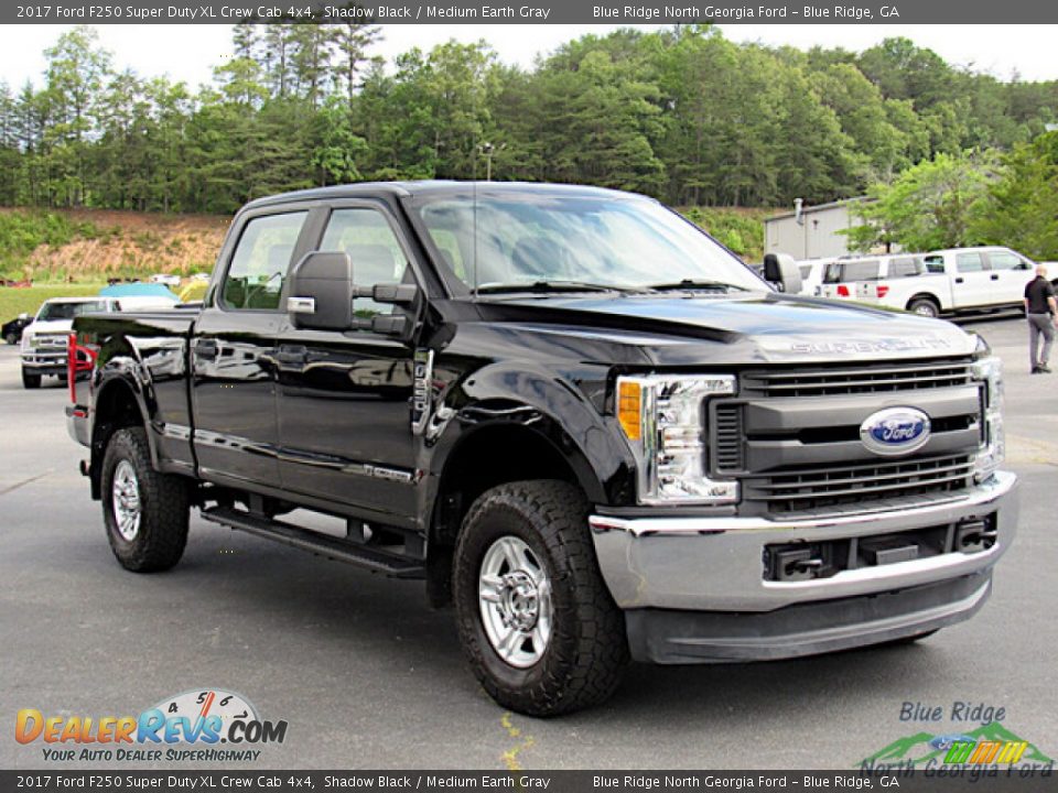 2017 Ford F250 Super Duty XL Crew Cab 4x4 Shadow Black / Medium Earth Gray Photo #7