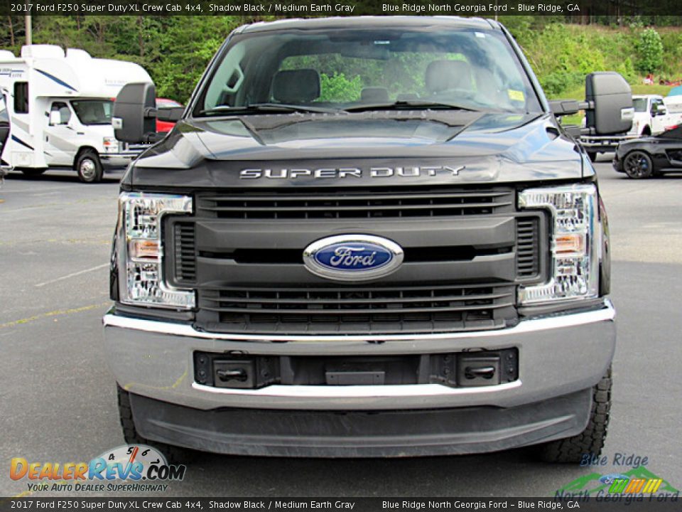 2017 Ford F250 Super Duty XL Crew Cab 4x4 Shadow Black / Medium Earth Gray Photo #8