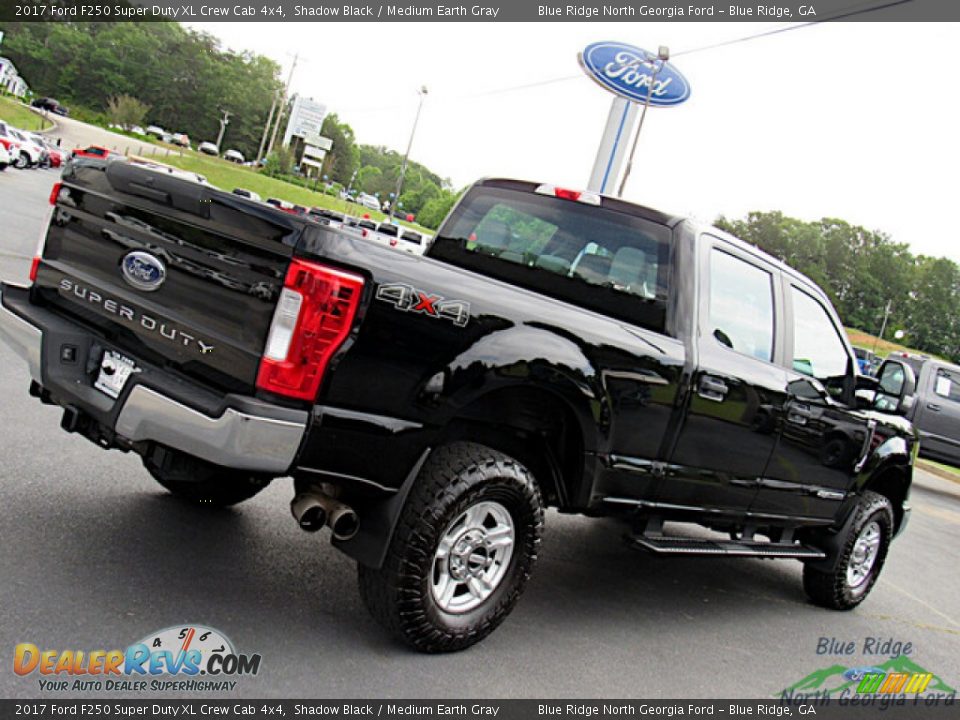 2017 Ford F250 Super Duty XL Crew Cab 4x4 Shadow Black / Medium Earth Gray Photo #27