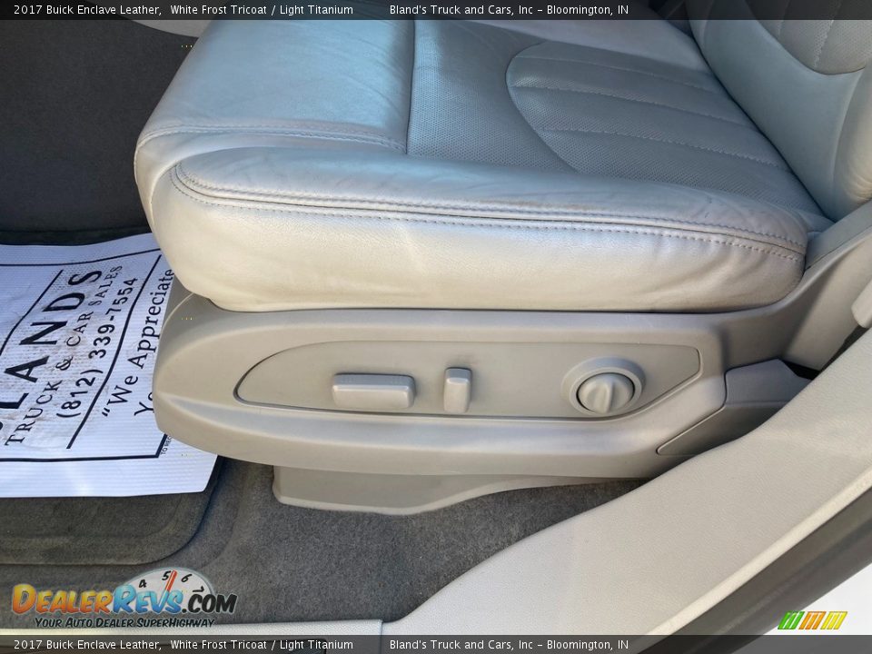 2017 Buick Enclave Leather White Frost Tricoat / Light Titanium Photo #13