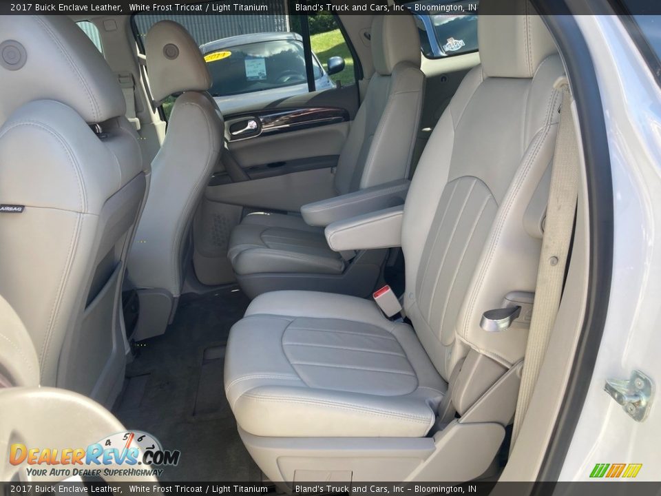 2017 Buick Enclave Leather White Frost Tricoat / Light Titanium Photo #16