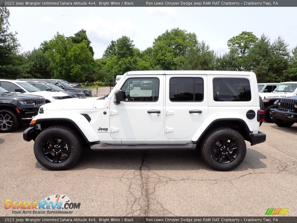 2023 Jeep Wrangler Unlimited Sahara Altitude 4x4 Bright White / Black Photo #2