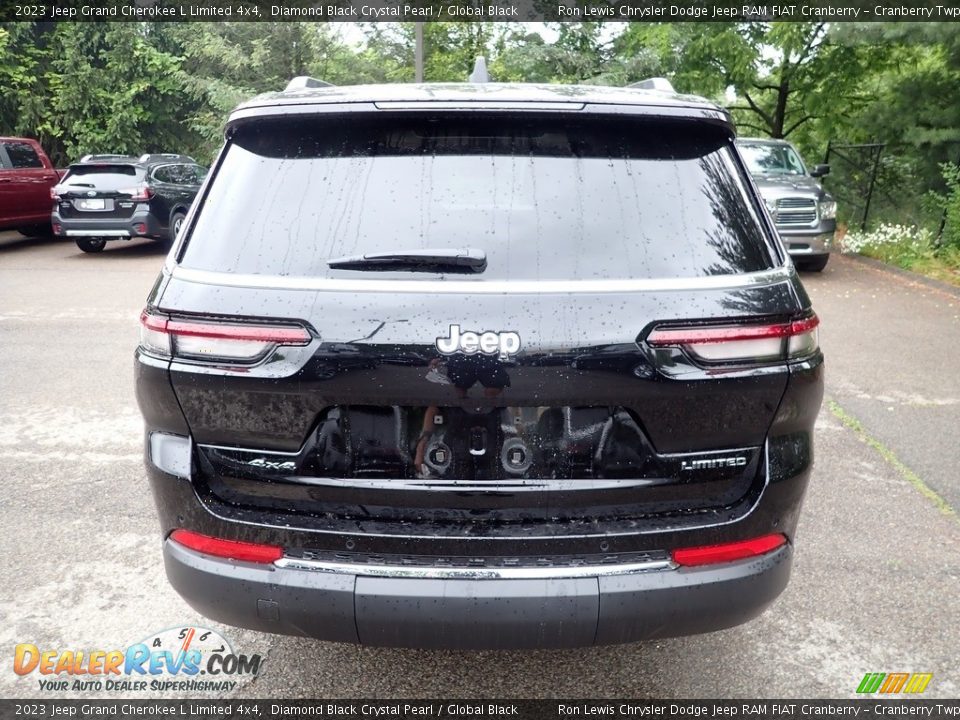 2023 Jeep Grand Cherokee L Limited 4x4 Diamond Black Crystal Pearl / Global Black Photo #4