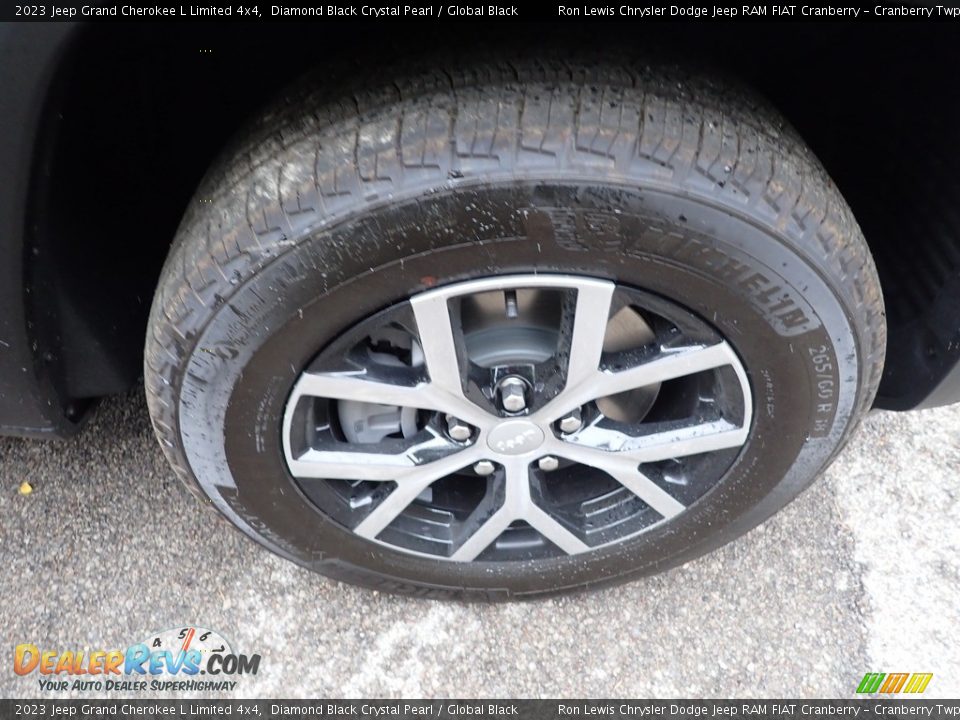 2023 Jeep Grand Cherokee L Limited 4x4 Diamond Black Crystal Pearl / Global Black Photo #9