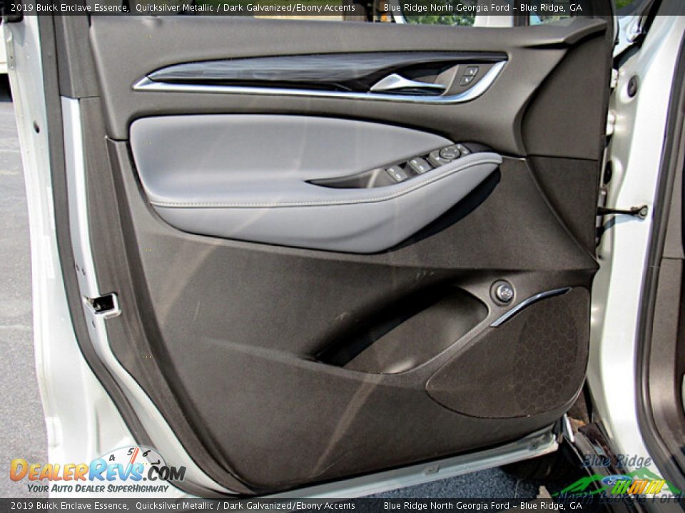 Door Panel of 2019 Buick Enclave Essence Photo #10