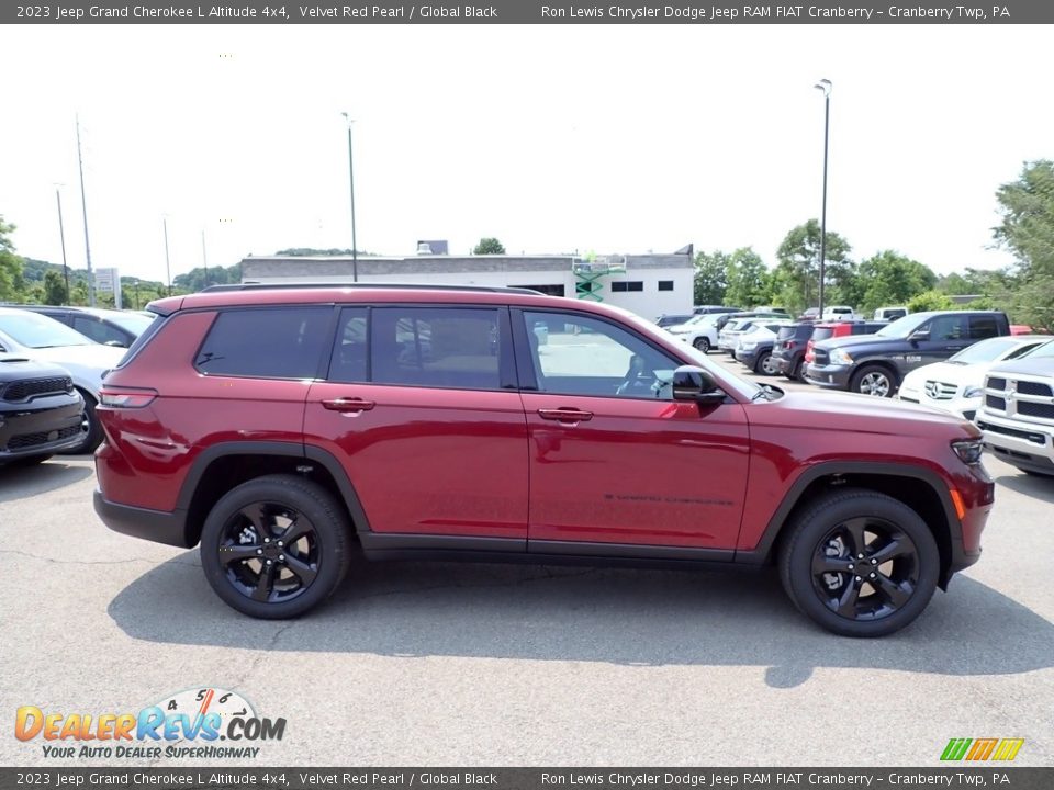 2023 Jeep Grand Cherokee L Altitude 4x4 Velvet Red Pearl / Global Black Photo #6