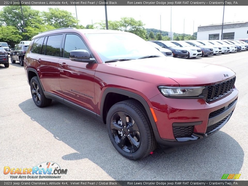 2023 Jeep Grand Cherokee L Altitude 4x4 Velvet Red Pearl / Global Black Photo #7