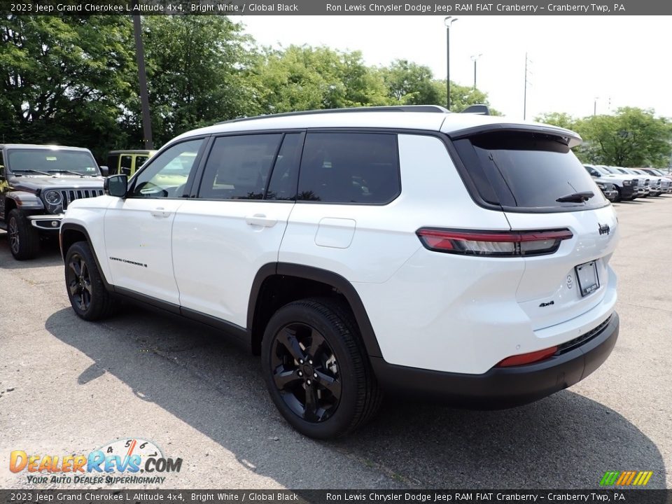 2023 Jeep Grand Cherokee L Altitude 4x4 Bright White / Global Black Photo #3