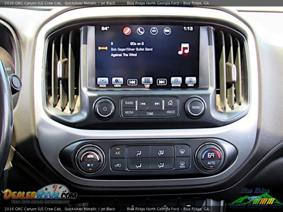 Controls of 2016 GMC Canyon SLE Crew Cab Photo #18