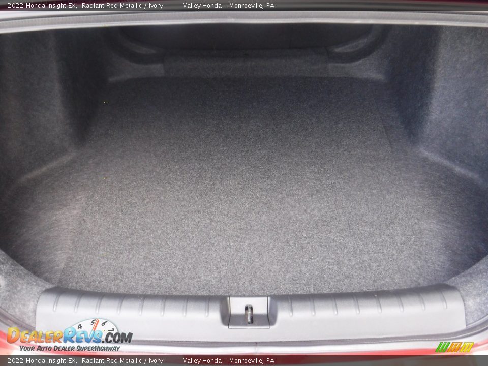 2022 Honda Insight EX Trunk Photo #30