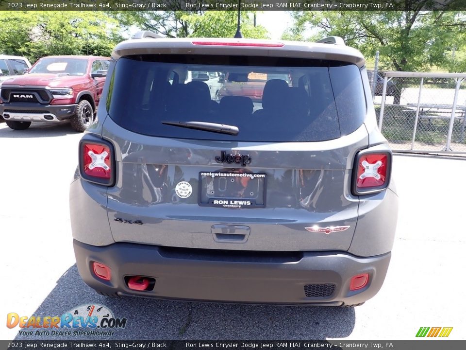 2023 Jeep Renegade Trailhawk 4x4 Sting-Gray / Black Photo #5