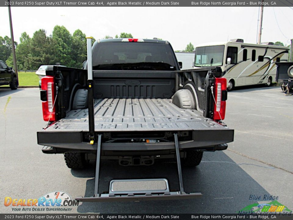 2023 Ford F250 Super Duty XLT Tremor Crew Cab 4x4 Agate Black Metallic / Medium Dark Slate Photo #10