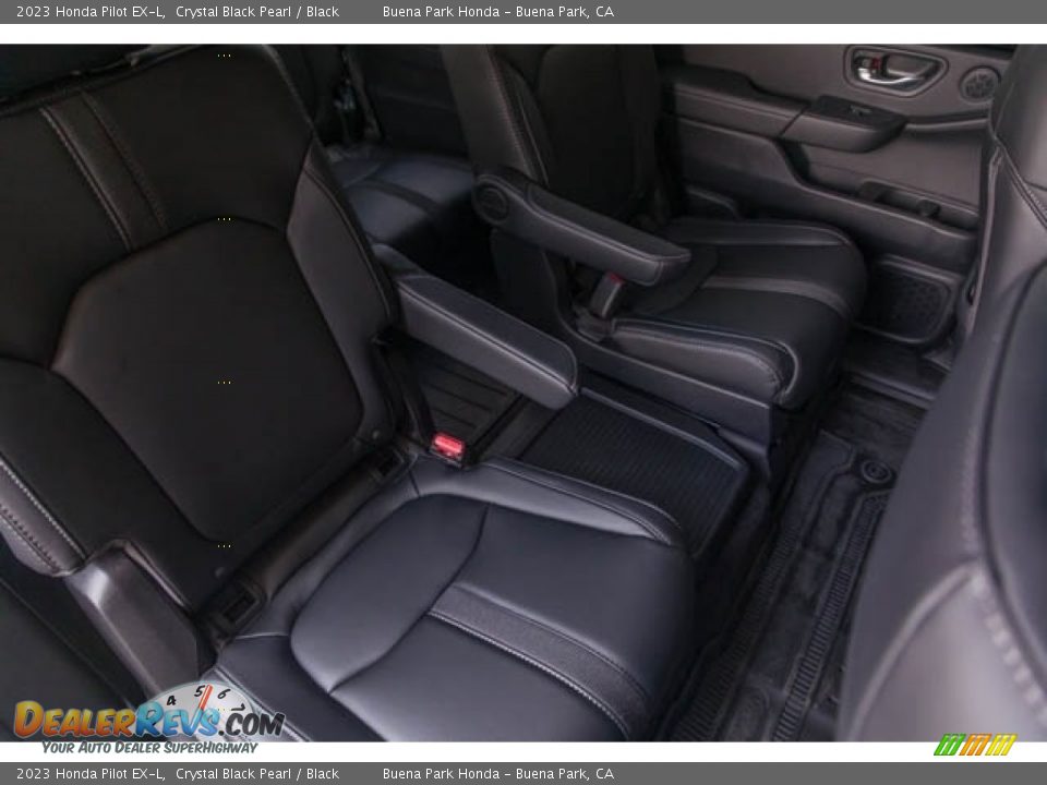 Rear Seat of 2023 Honda Pilot EX-L Photo #28