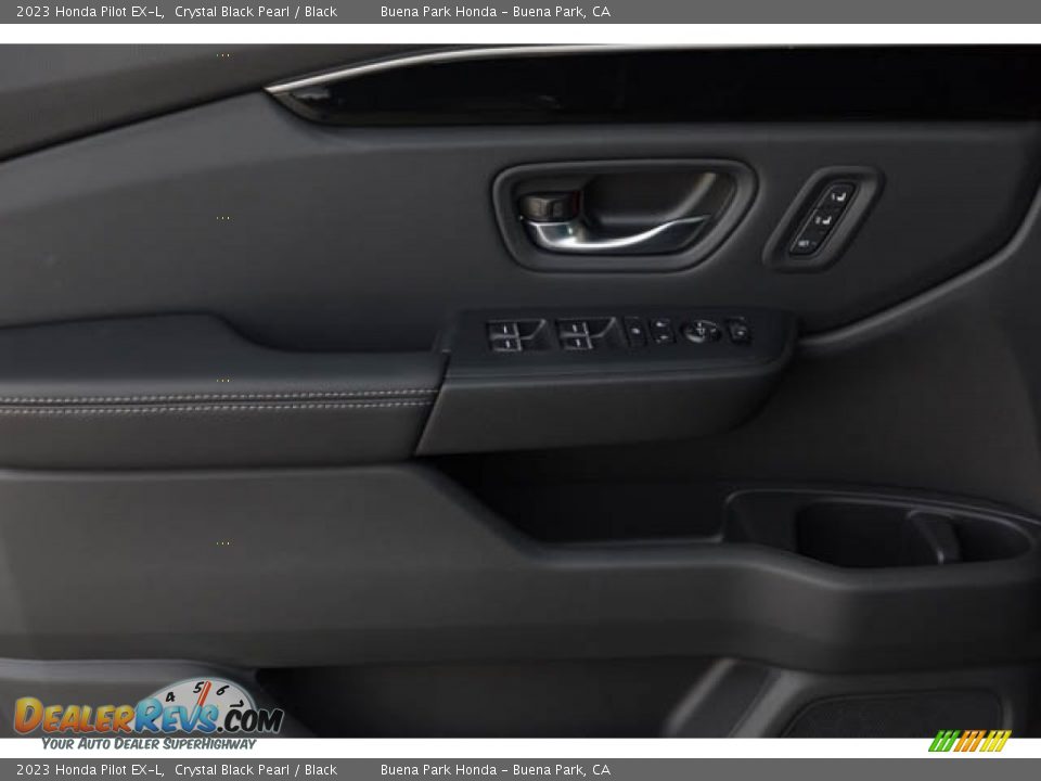 Door Panel of 2023 Honda Pilot EX-L Photo #32