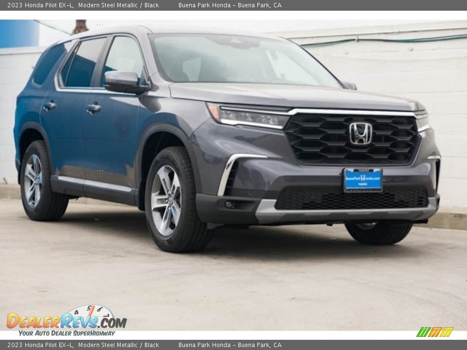 Front 3/4 View of 2023 Honda Pilot EX-L Photo #1