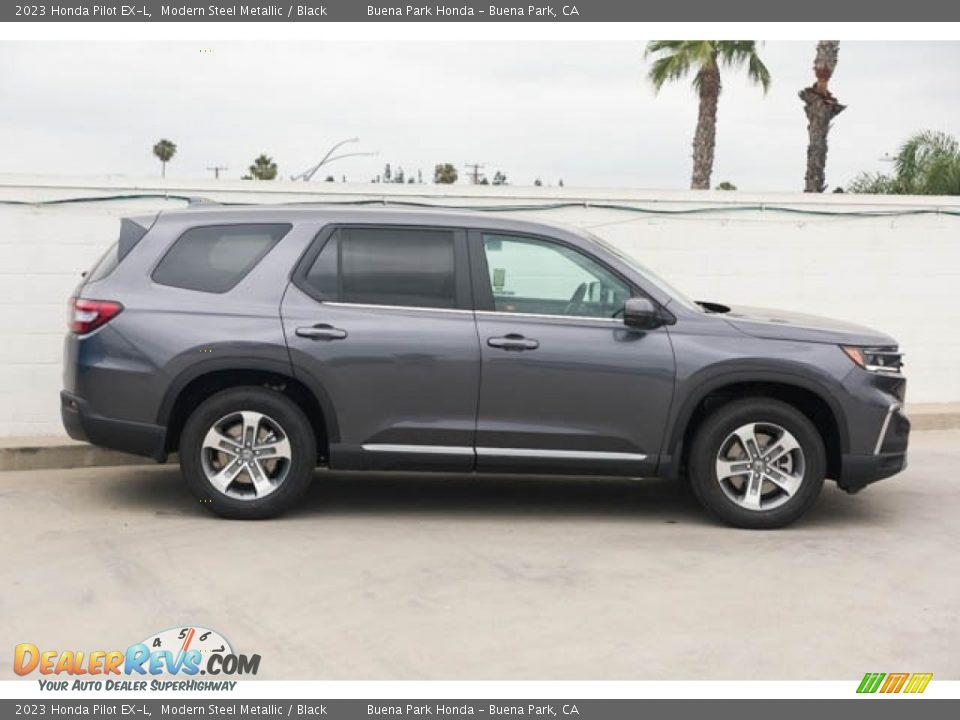 2023 Honda Pilot EX-L Modern Steel Metallic / Black Photo #9