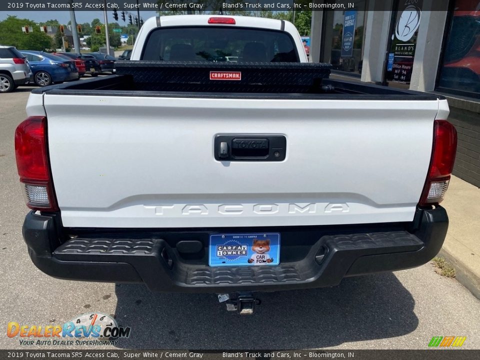 2019 Toyota Tacoma SR5 Access Cab Super White / Cement Gray Photo #21