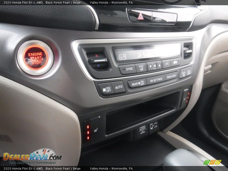 2020 Honda Pilot EX-L AWD Black Forest Pearl / Beige Photo #17