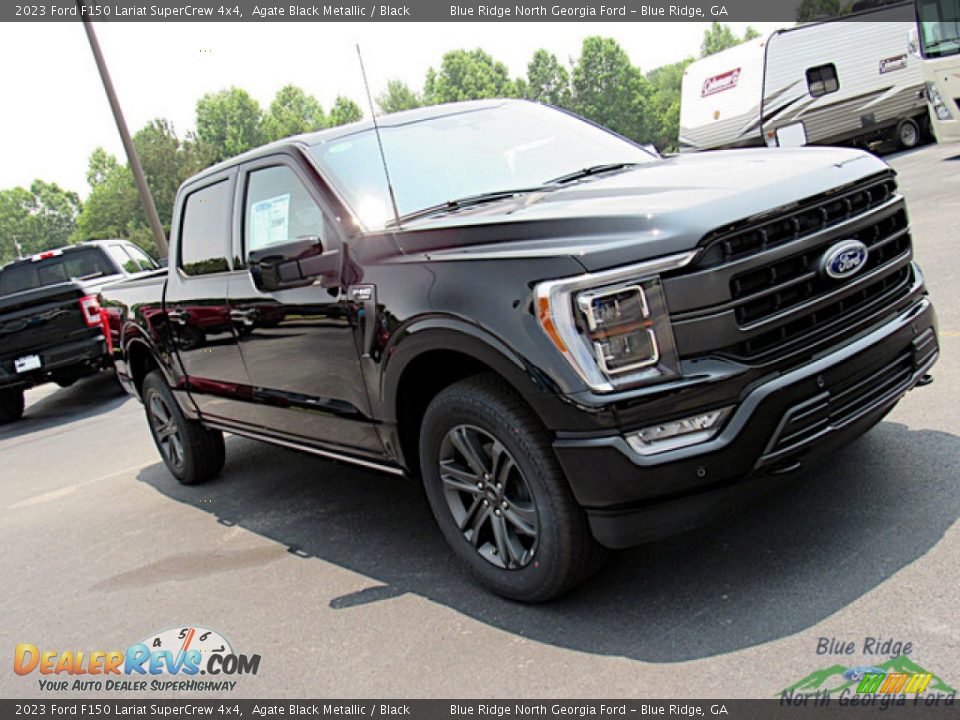 2023 Ford F150 Lariat SuperCrew 4x4 Agate Black Metallic / Black Photo #28