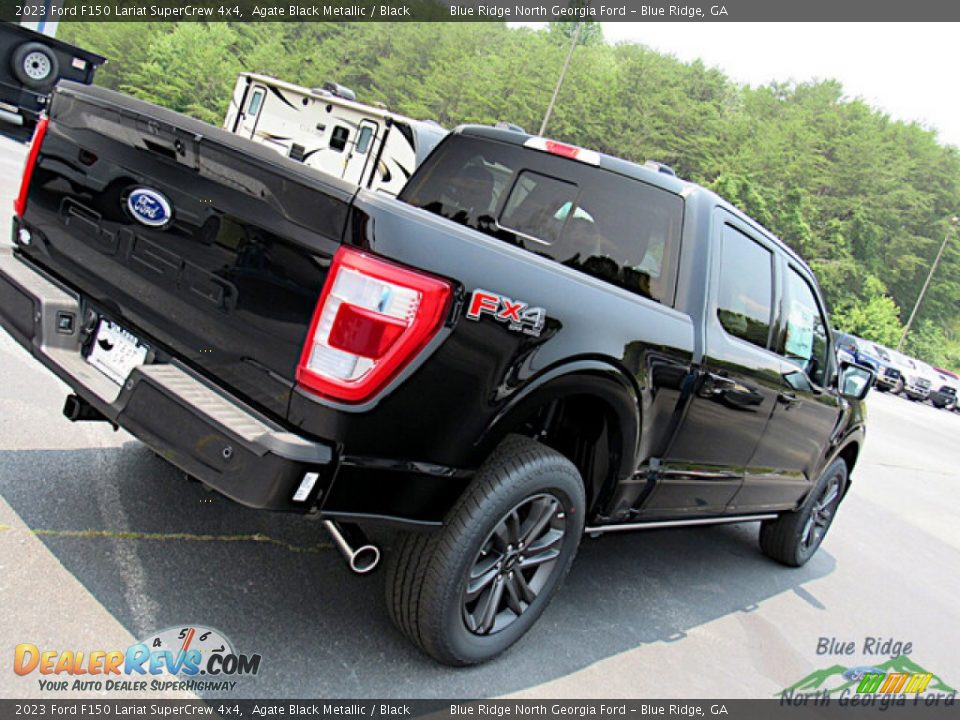 2023 Ford F150 Lariat SuperCrew 4x4 Agate Black Metallic / Black Photo #29