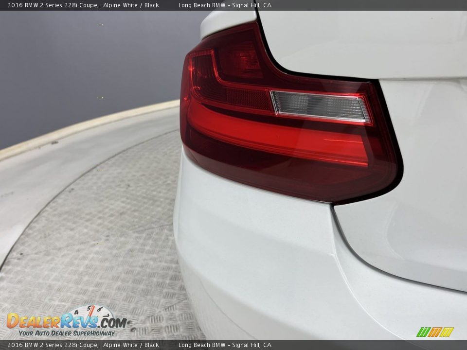 2016 BMW 2 Series 228i Coupe Alpine White / Black Photo #18