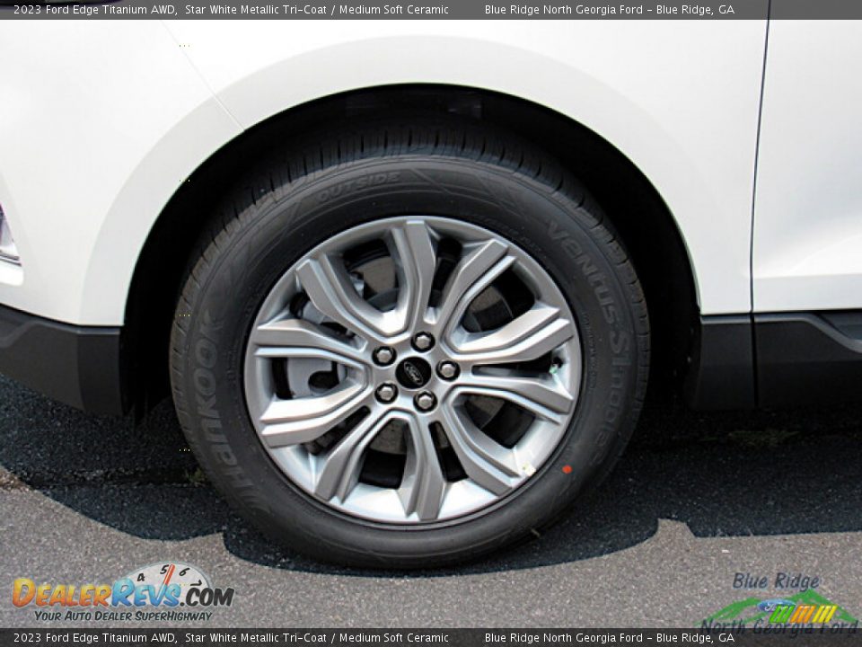 2023 Ford Edge Titanium AWD Star White Metallic Tri-Coat / Medium Soft Ceramic Photo #9