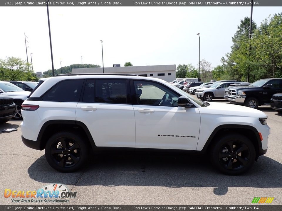 2023 Jeep Grand Cherokee Limited 4x4 Bright White / Global Black Photo #6