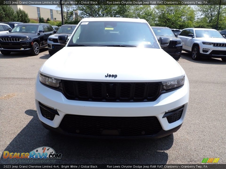 2023 Jeep Grand Cherokee Limited 4x4 Bright White / Global Black Photo #8