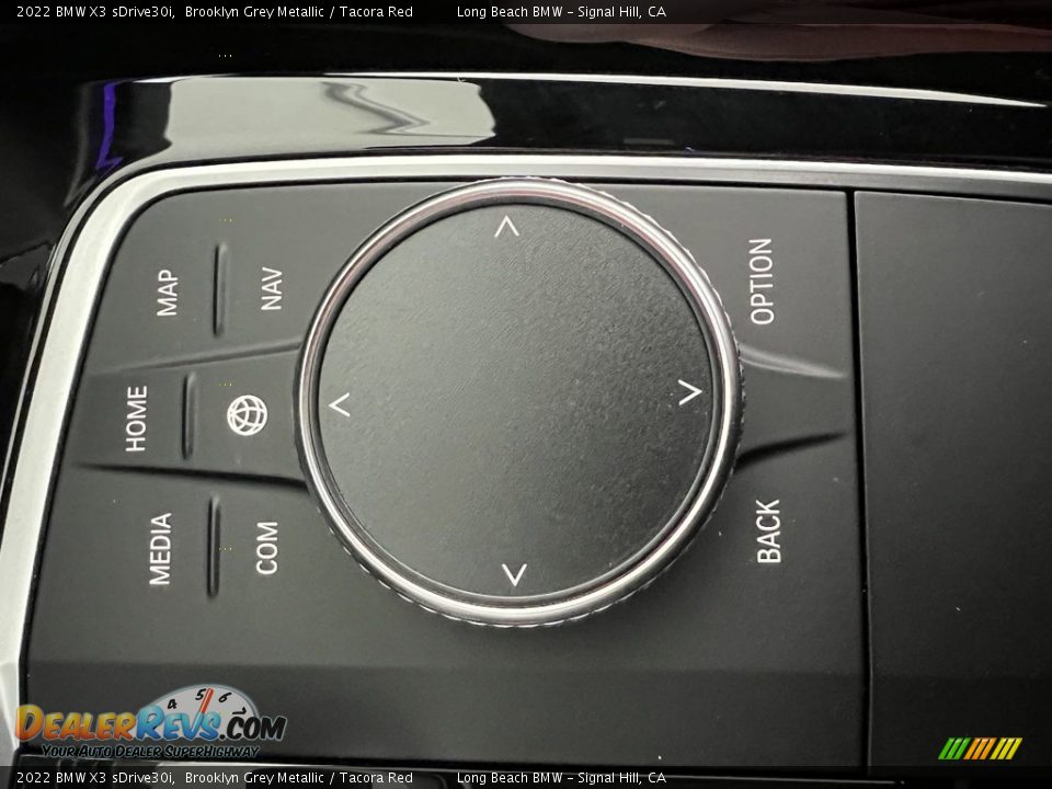 Controls of 2022 BMW X3 sDrive30i Photo #32