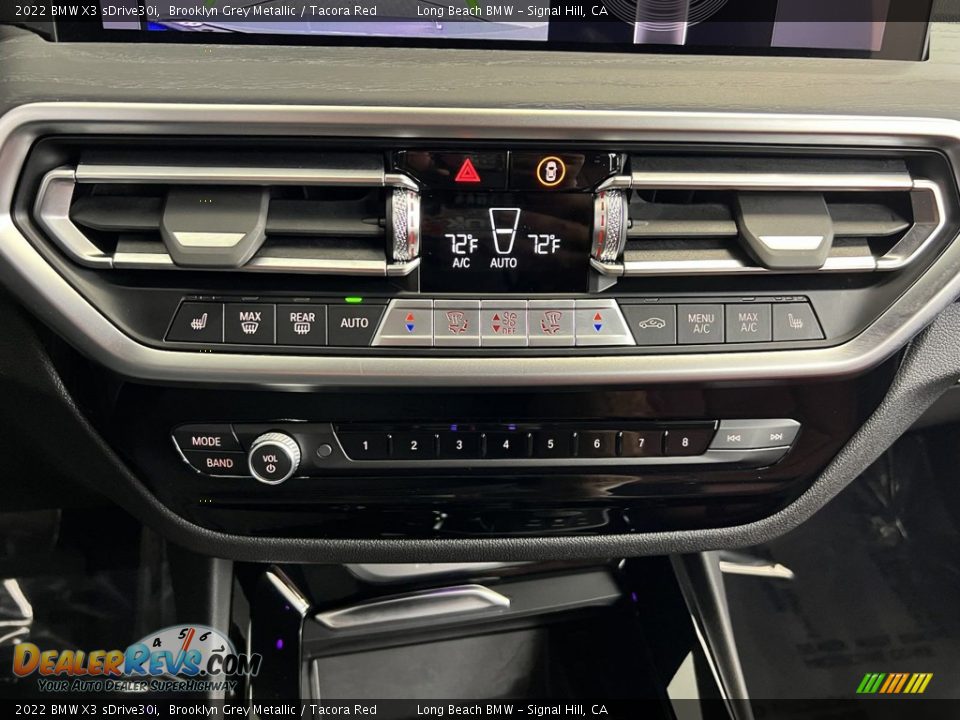 Controls of 2022 BMW X3 sDrive30i Photo #35