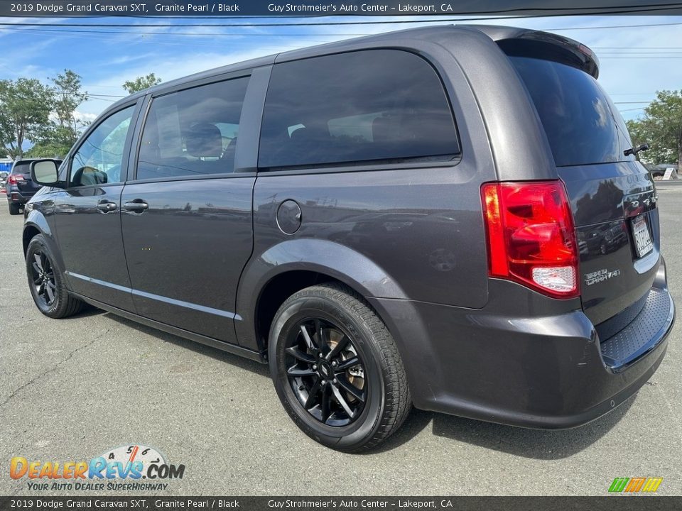 2019 Dodge Grand Caravan SXT Granite Pearl / Black Photo #4