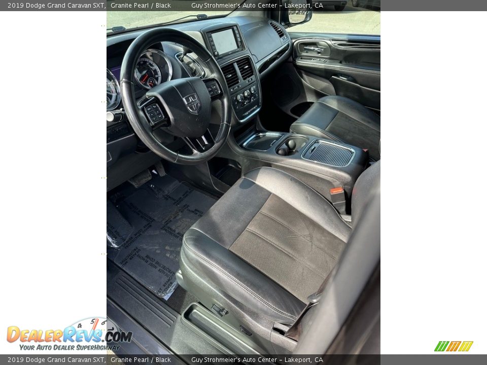 2019 Dodge Grand Caravan SXT Granite Pearl / Black Photo #12