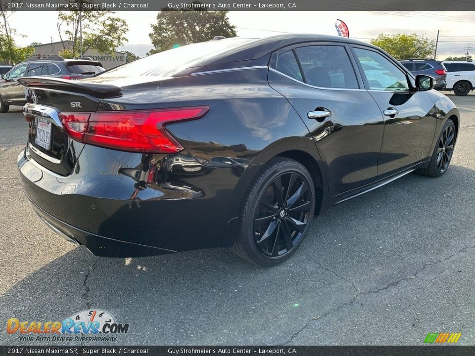 2017 Nissan Maxima SR Super Black / Charcoal Photo #6